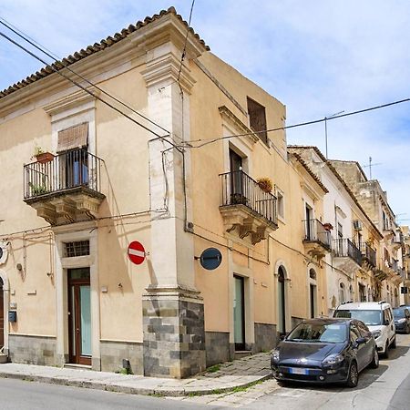 Mario Leggio 83, Gocce Di Sicilia Villa Ragusa Buitenkant foto
